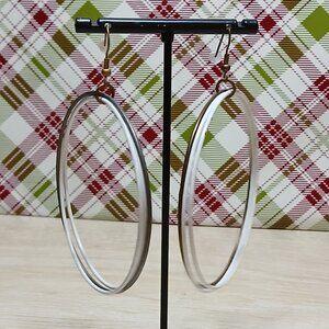Bronze Tone & White Large Hoop Earrings Vintage Jewelry #90